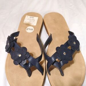 Women’s Navy Floral Toe-Post Sandals
